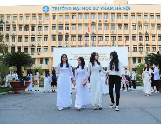 vi sao diem chuan su pham van cao chot vot du bai toan nhan luc da khac hinh anh 1