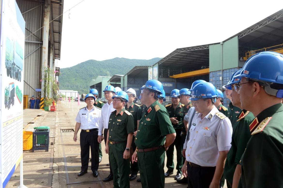 khoi cong dong moi tau ho ve chong ngam da nang hinh anh 2