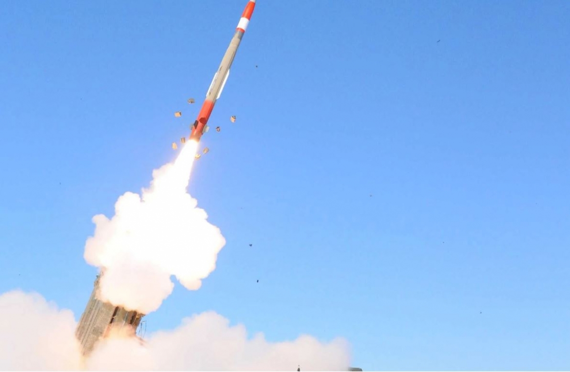 ukraine tung quan bai gia re fp-7x, chia lua cho la chan patriot hinh anh 1