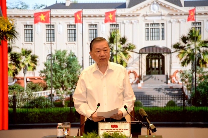 talent is a special strategic resource of the nation top leader to lam picture 1