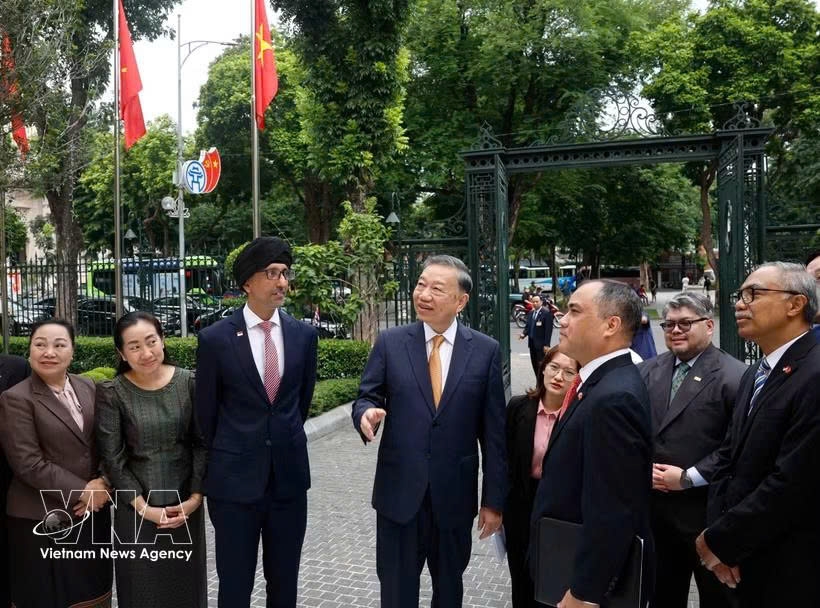 top leader meets asean diplomats, calls for united, resilient asean community picture 1