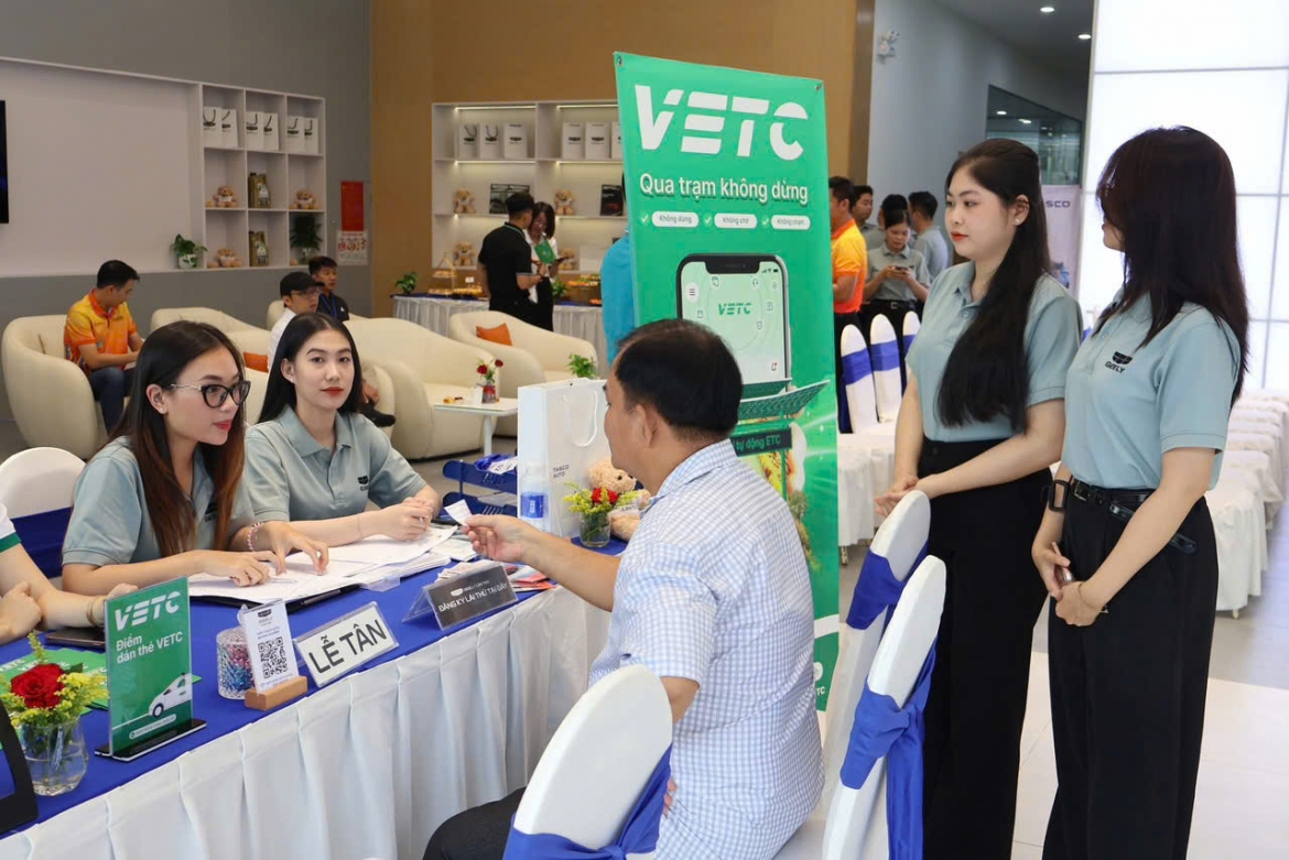 sau vetc, viettel money dung thu phi giao dich lien ket voi tai khoan epass hinh anh 2