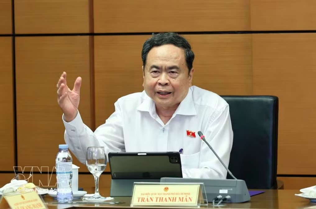 na chairman urges revolution in legal information access picture 1