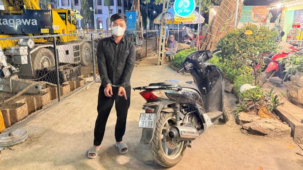 trom xe sh 80 trieu o ha noi, nghi pham bi bat sau 24 gio hinh anh 1