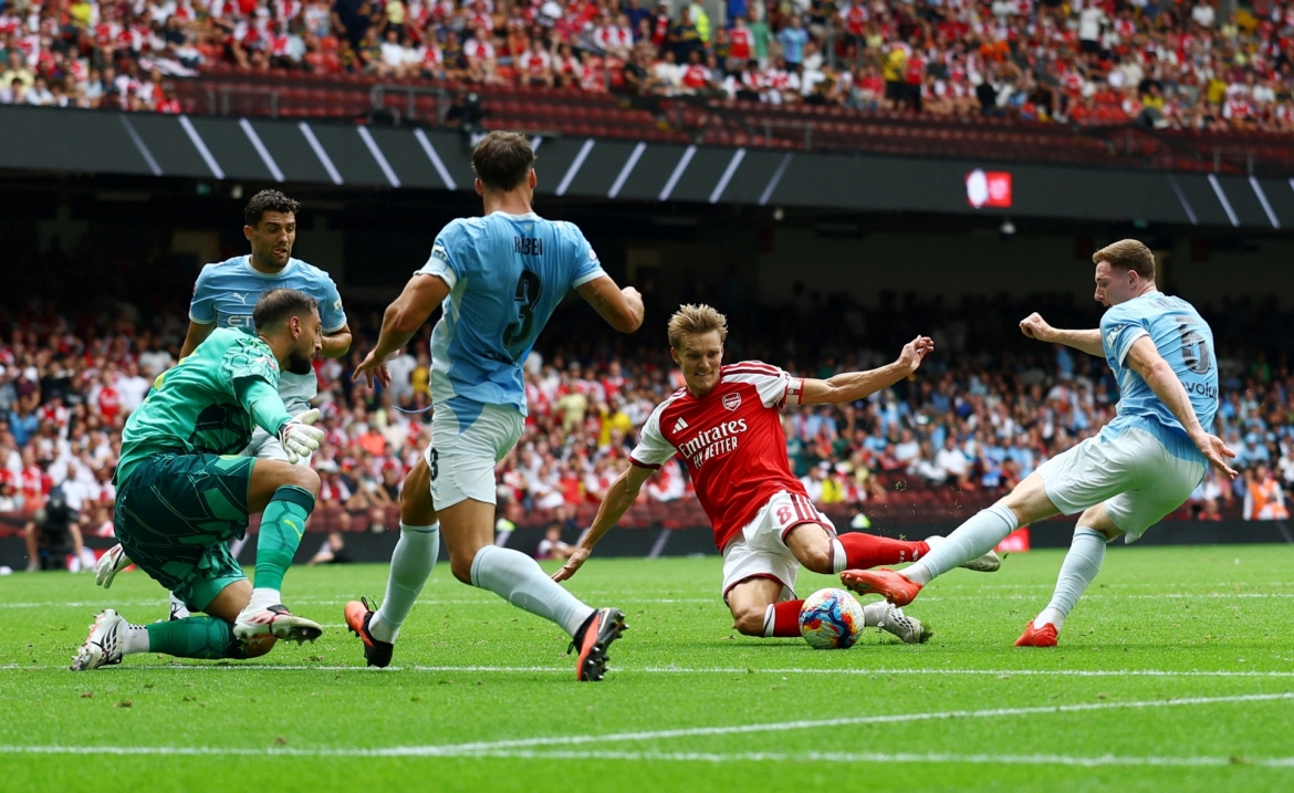 truc tiep arsenal 2-0 man city phao thu don ep nghet tho hinh anh 1