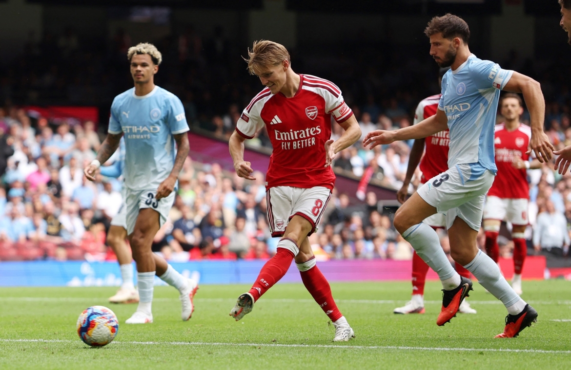 truc tiep arsenal 3-0 man city tan vo hinh anh 2