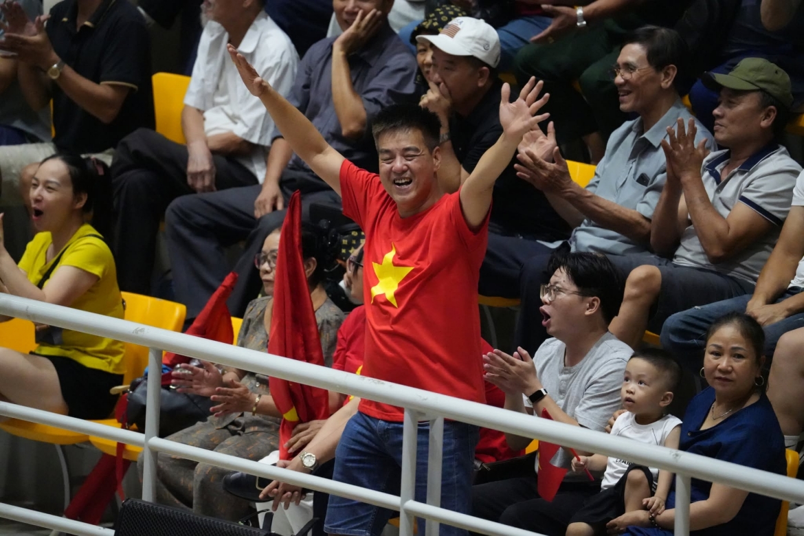 truc tiep bong chuyen nu viet nam 0-1 thai lan chung ket chang 1 sea v.cup 2026 hinh anh 1