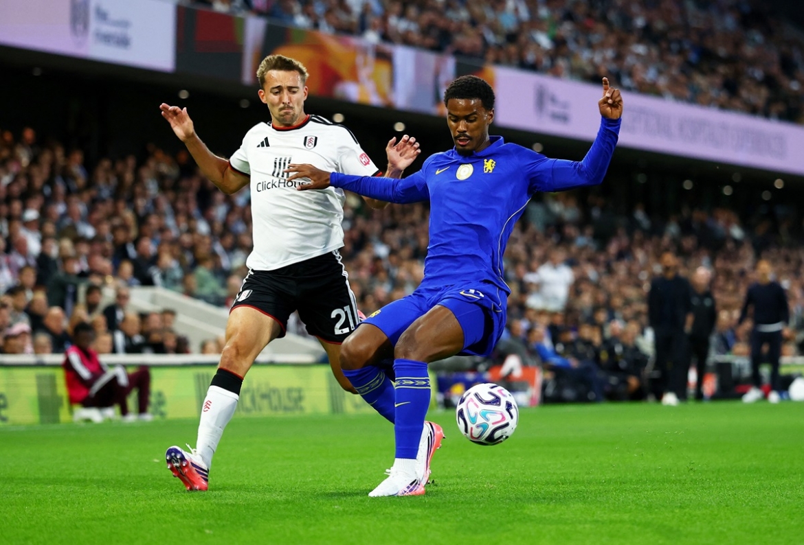 truc tiep fulham 1-2 chelsea tan binh len tieng hinh anh 3