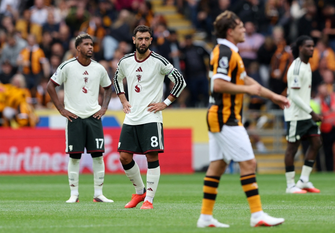trUc tiEp hull city 2-0 mu vong 1 ngoai hang anh the tran qua kho khan hinh anh 1