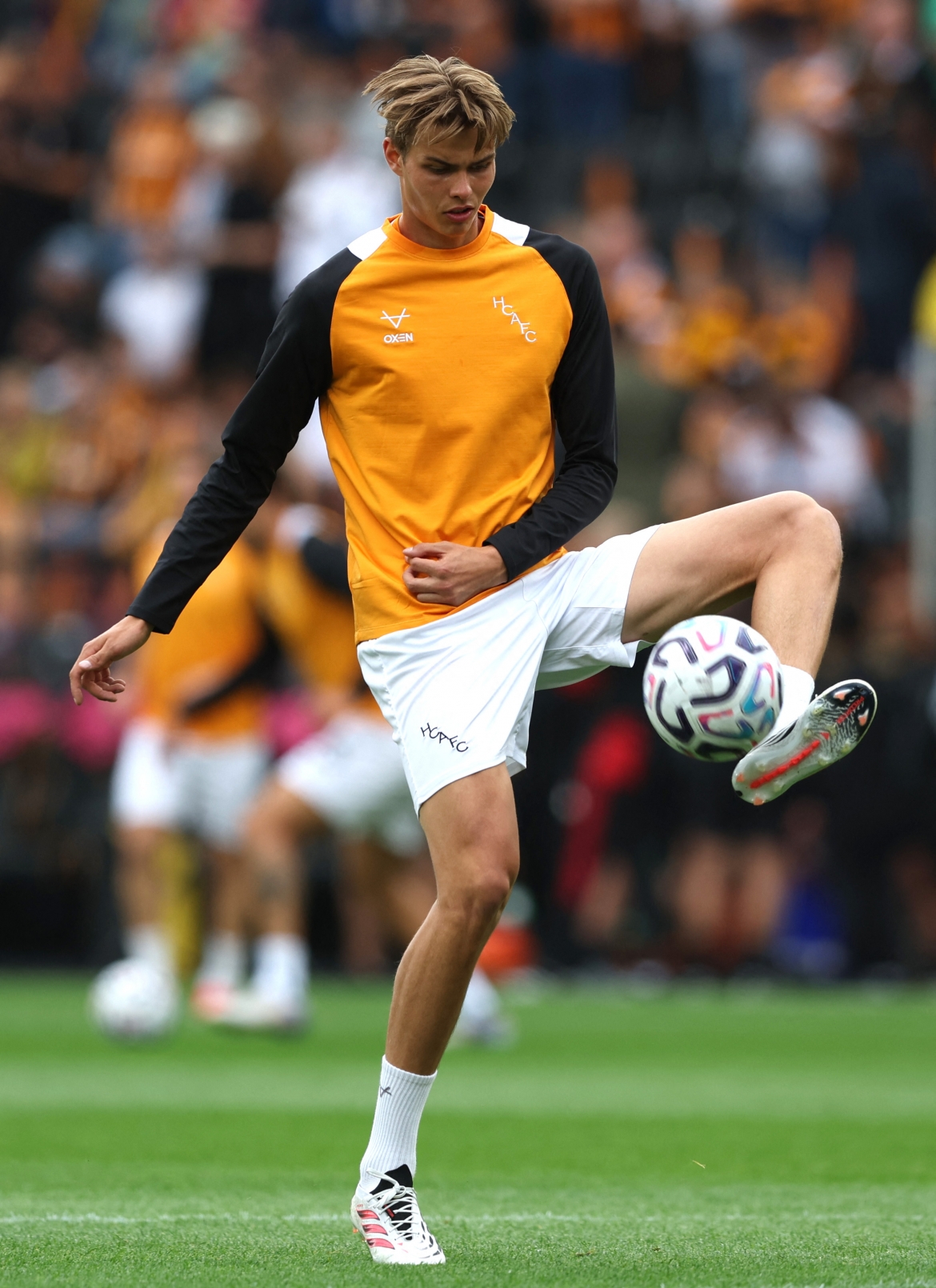 trUc tiEp hull city 2-0 mu vong 1 ngoai hang anh the tran qua kho khan hinh anh 13
