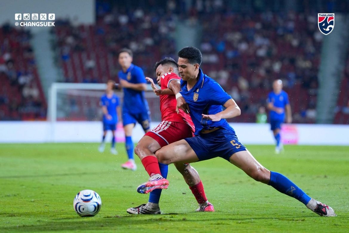 truc tiep thai lan 1-2 singapore ban ket luot ve asean cup 2026 hinh anh 1
