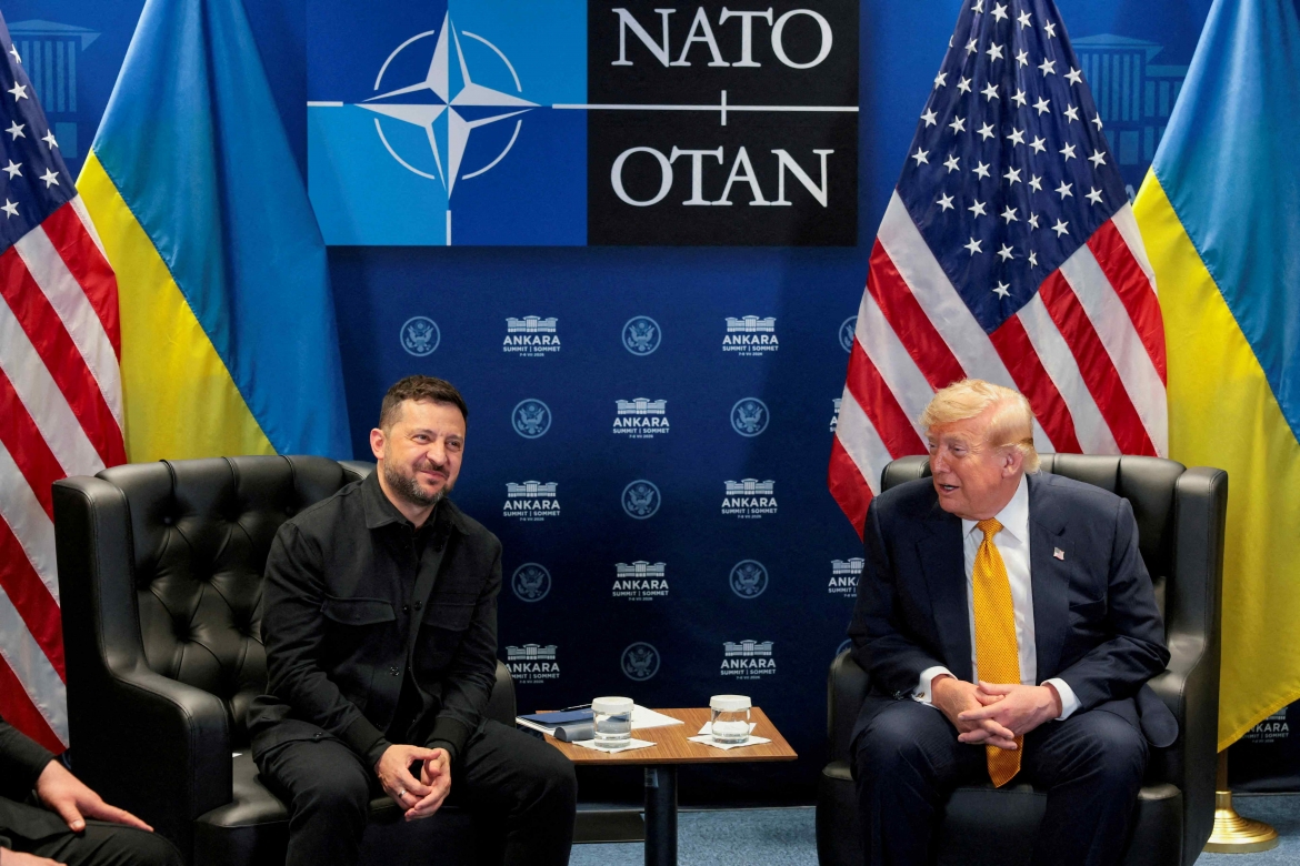 ai ganh vien tro cho ukraine khi my dan rut lui hinh anh 1