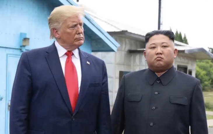 Ong trump chi trich han quoc, ca ngoi moi quan he voi nha lanh dao trieu tien hinh anh 1
