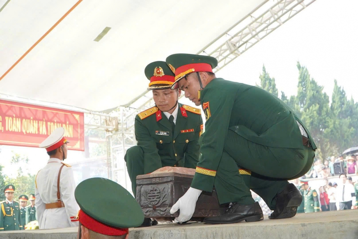 lai chau an tang, tien dua hai cot 47 liet si ve noi an nghi vinh hang sau 75 nam hinh anh 4