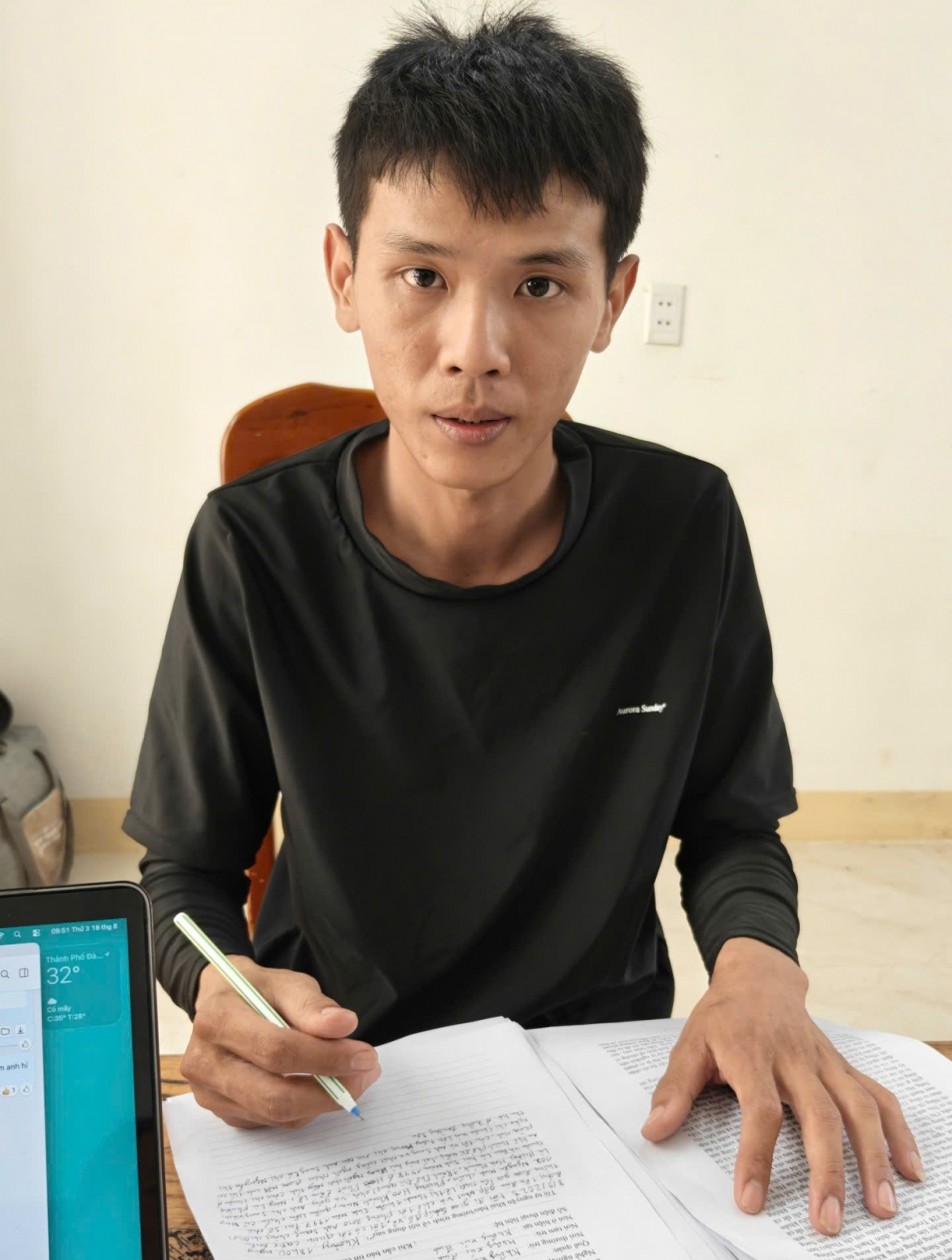 Doi tuong truy na trong duong day danh bac 350 ty dong ra dau thu hinh anh 2