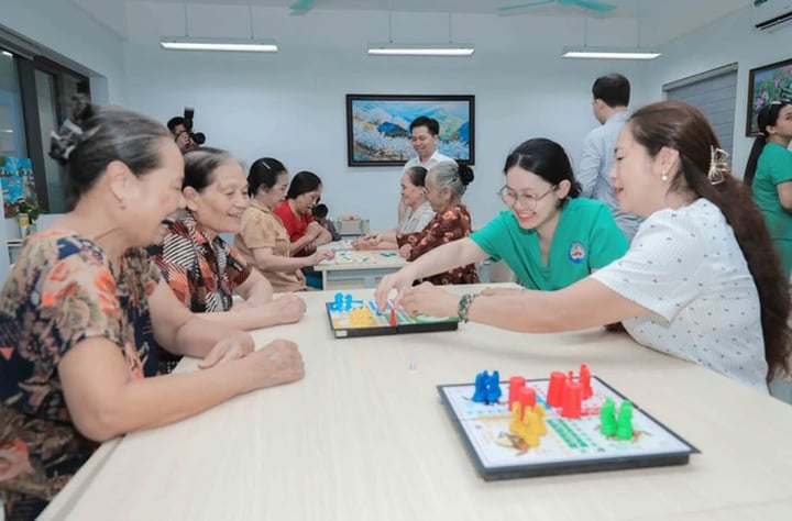 tuoi 70 uong 5 loai thuoc moi ngay gia nhu chuan bi tu tuoi 40 hinh anh 2