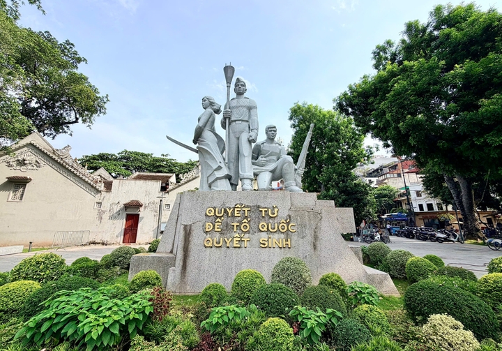 thong tin chinh thuc viec di chuyen tuong dai quyet tu de to quoc quyet sinh hinh anh 1