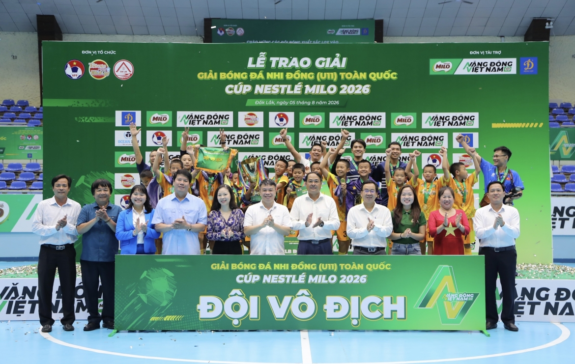 ha noi fc vo dich giai nhi dong toan quoc su khang dinh cua he thong dao tao tre hinh anh 1
