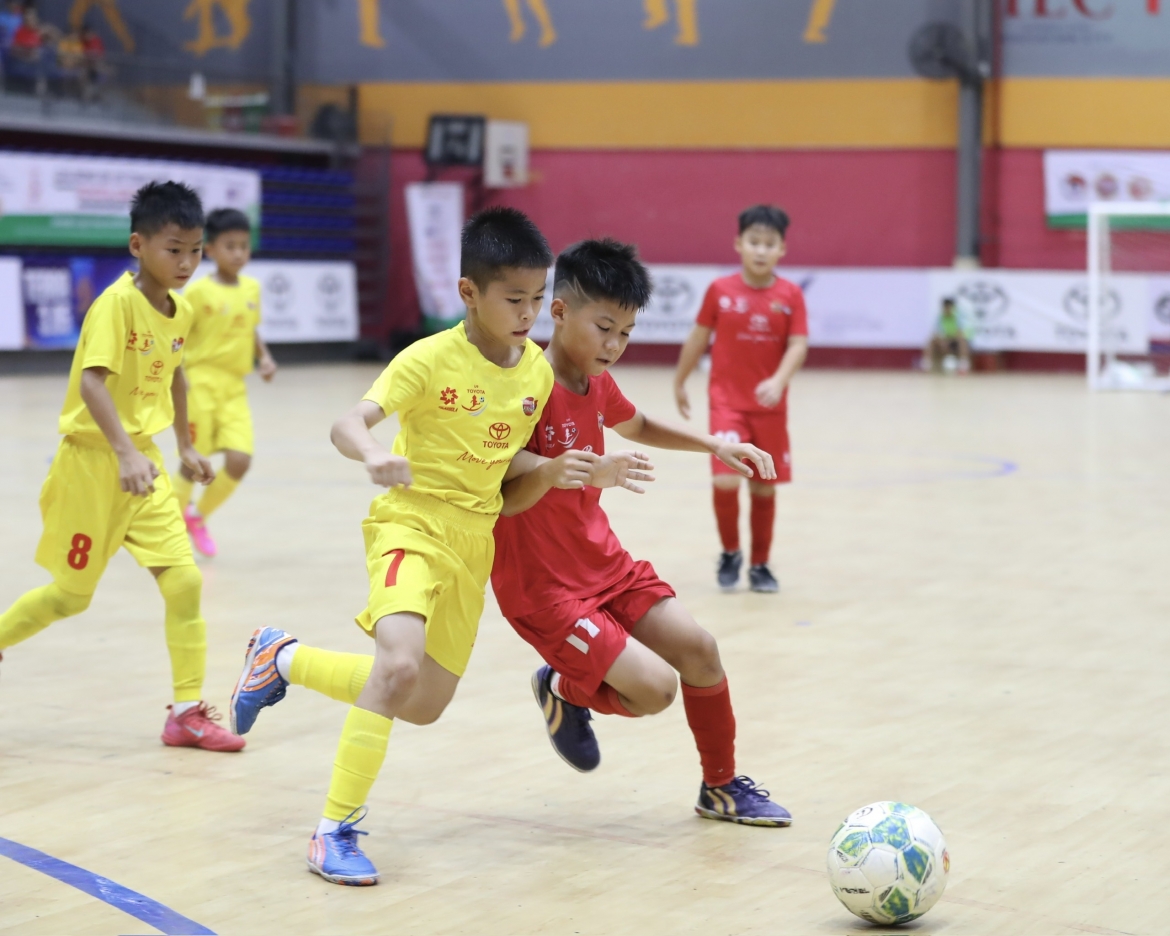 lich thi dau va truc tiep bong da viet nam hom nay 21 8 hinh anh 1