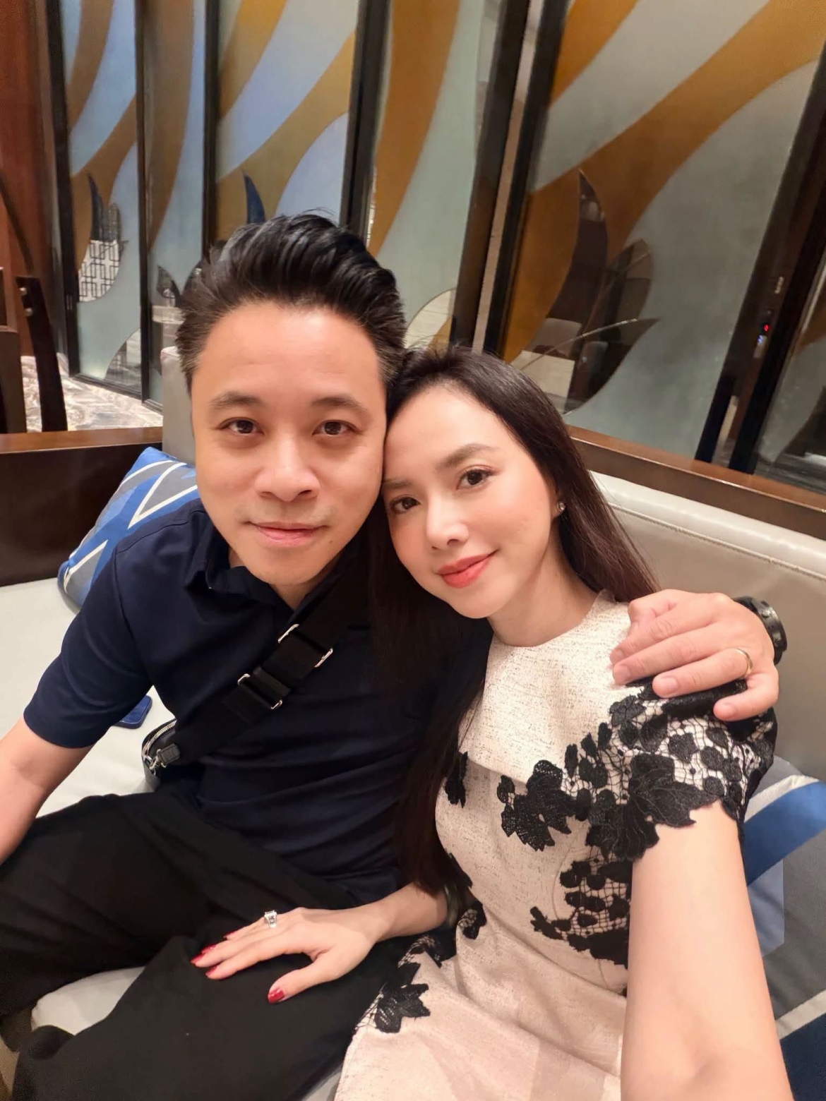 sao viet 10 8 Dinh manh ninh ca khia trinh thang binh, khien fan thich thu hinh anh 13