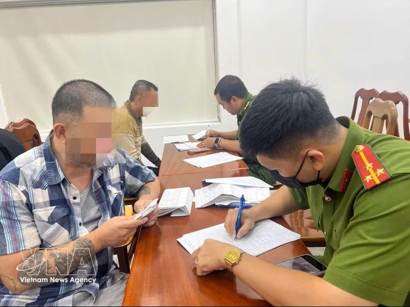 nearly 50 vietnamese nationals repatriated following deportation from us picture 1
