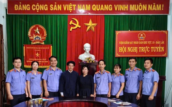 lan dau vien kiem sat o Dak lak khoi kien dan su de bao ve tre em yeu the hinh anh 1
