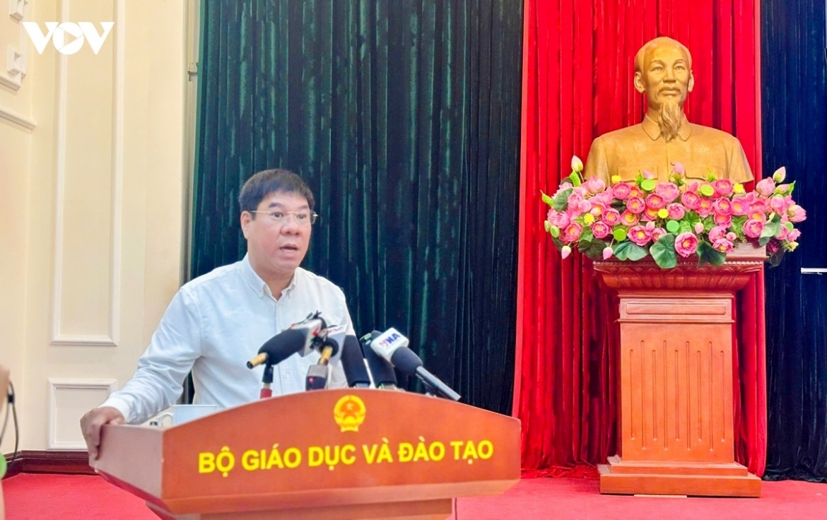 vi sao bo gd-Dt cho 328 thi sinh tai truong thpt chuyen tuyen quang thi lai hinh anh 1