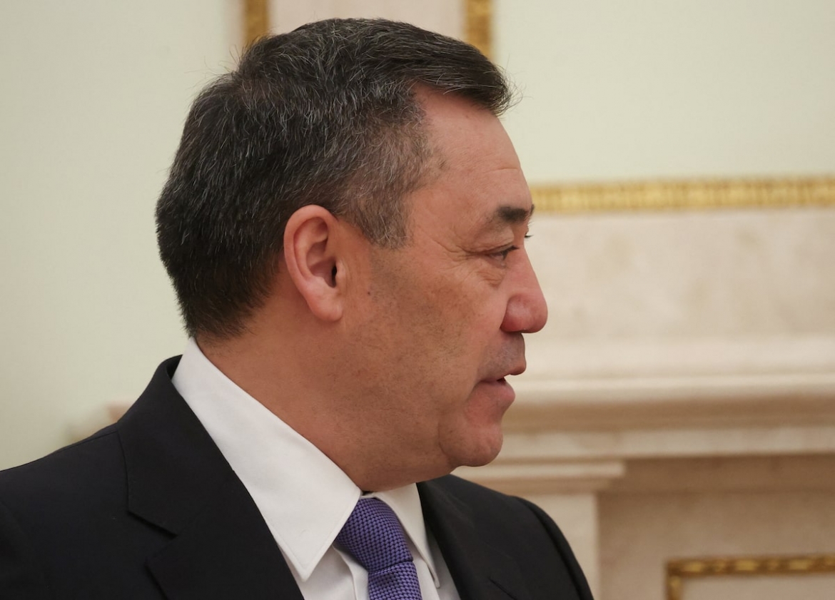tong thong kyrgyzstan tuyen bo tai tranh cu nhiem ky thu 2 hinh anh 1