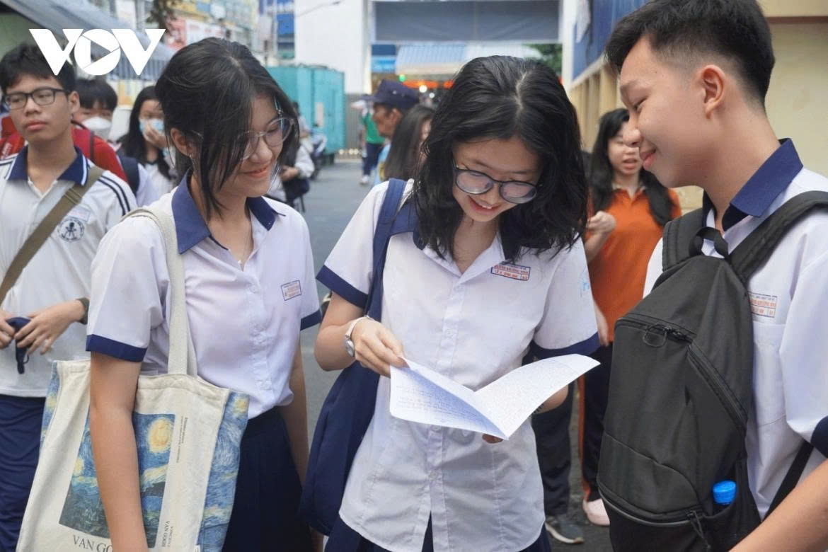 Dao tao nhan luc nao cho ky nguyen so hai muc tieu 100 nam hinh anh 1
