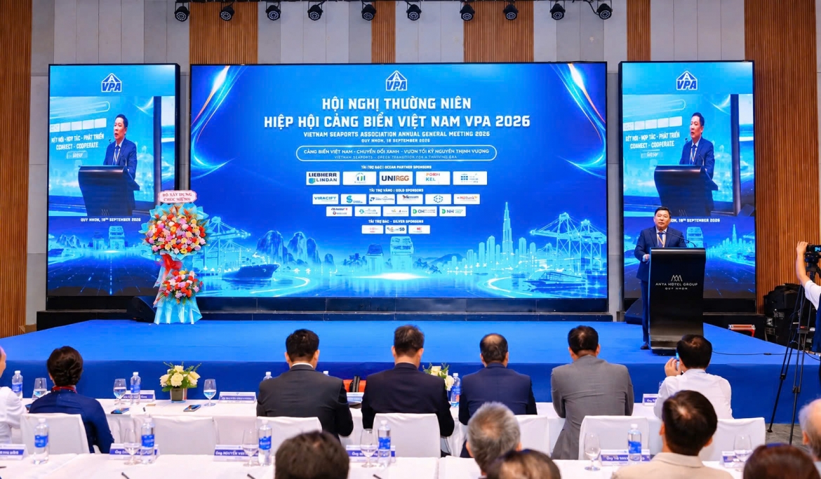 vietnam promotes green, smart seaports linked to modern logistics picture 1