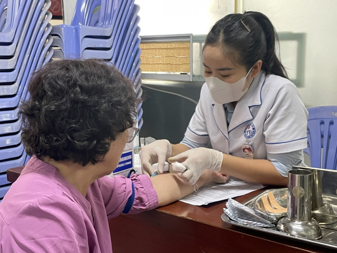 81 bác sĩ từ bệnh viện ở TP.HCM được đưa xuống 37 trạm y tế thiếu nhân lực