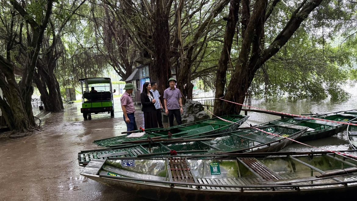 nhieu khu du lich o ninh binh tam dung hoat dong do mua lu hinh anh 2