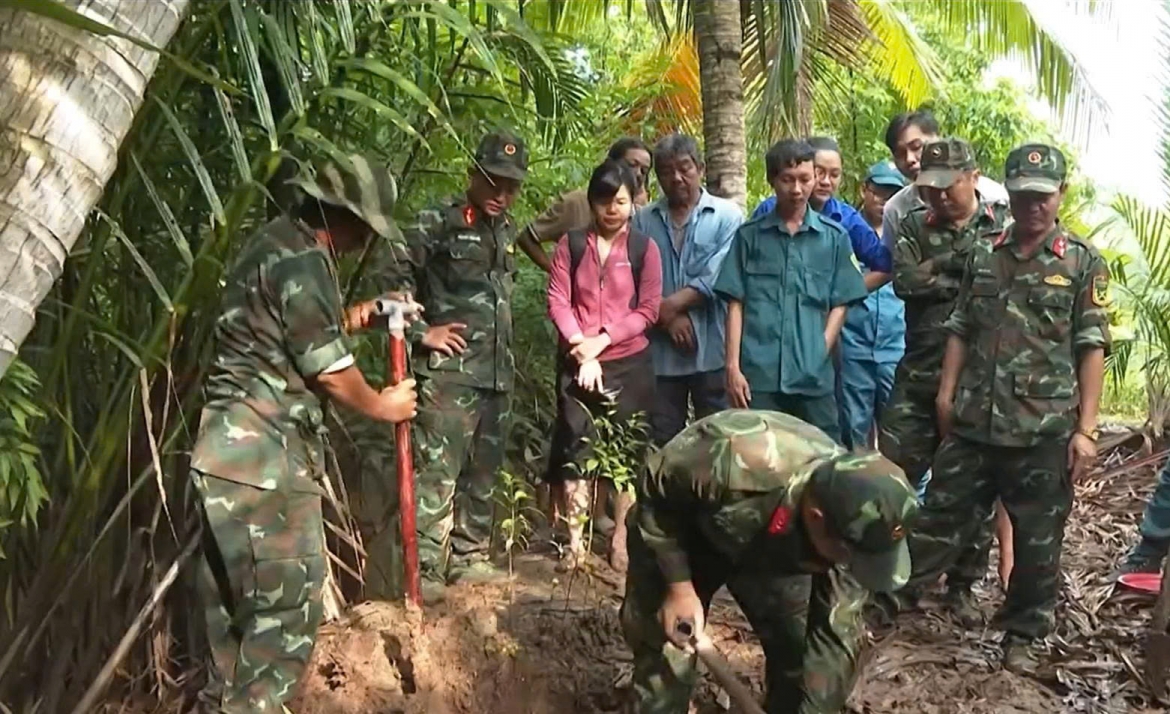 vinh long tim thay 3 bo hai cot liet si tai phuong ben tre hinh anh 1