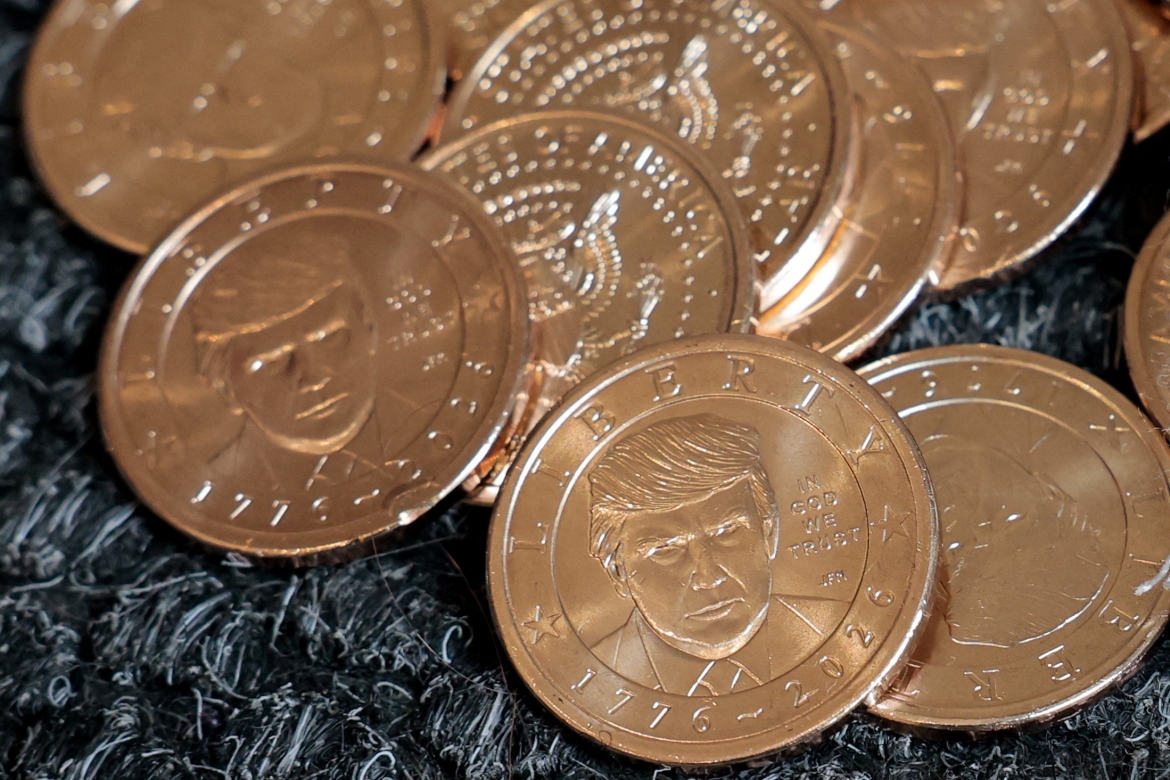 hinh anh tong thong donald trump xuat hien tren dong usd hinh anh 1