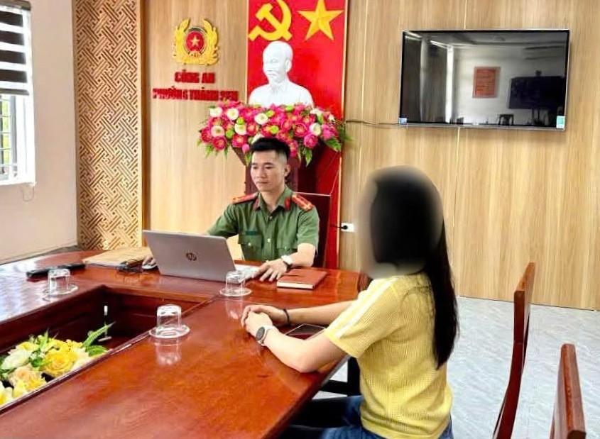 xu phat 20 trieu dong vi dang can cuoc dien tu cua nguoi khac len facebook hinh anh 1