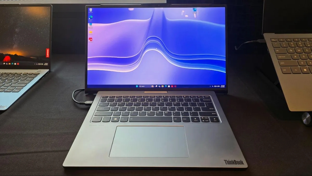 laptop lenovo mong den kho tin, ngang smartphone gap hinh anh 2