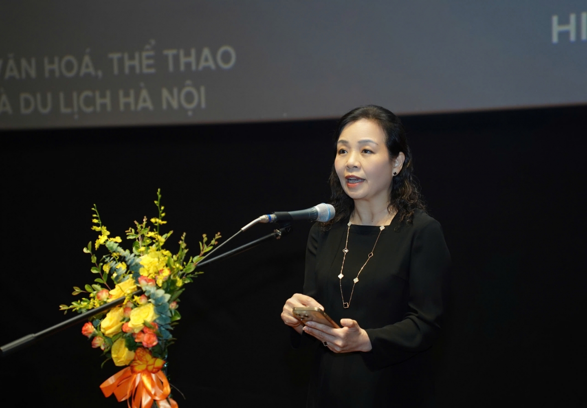 nhung cau chuyen ve nguoi thay, hien tai va lich su thang long len man anh hinh anh 2