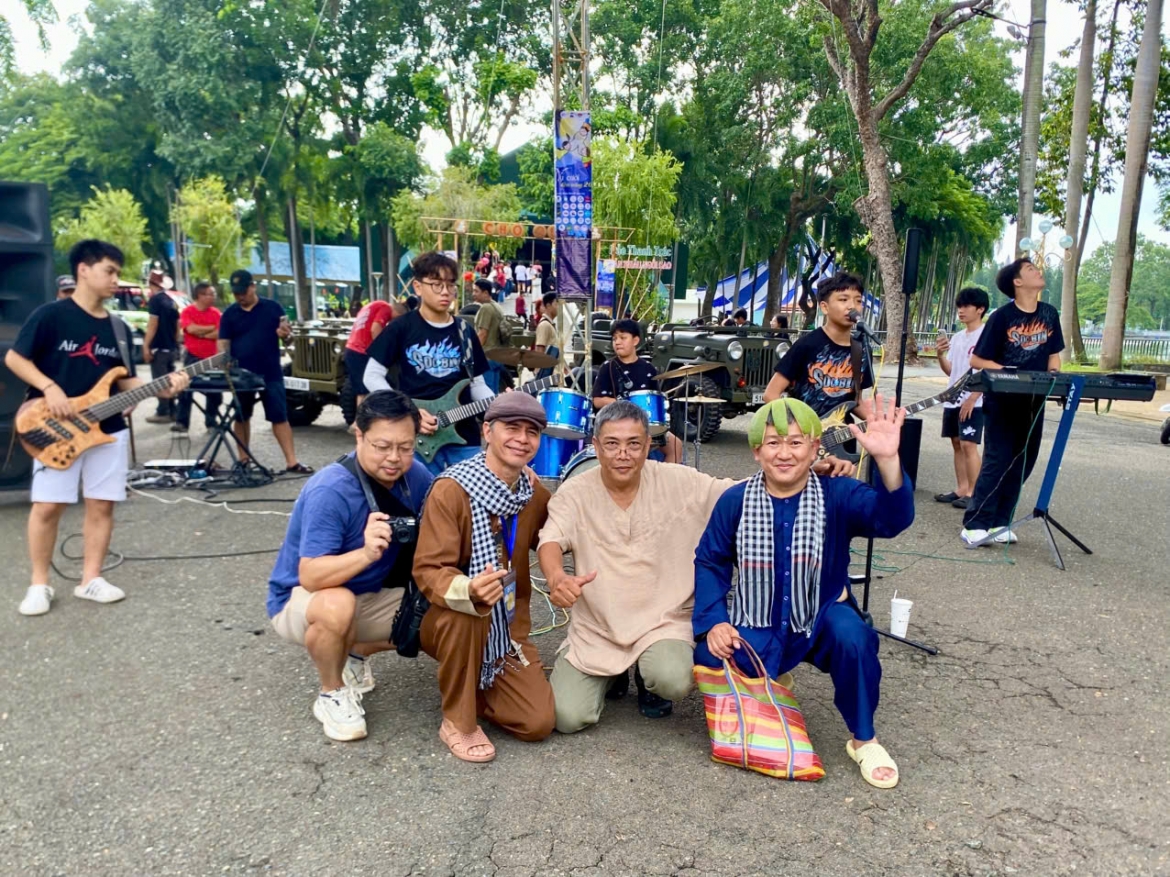 22 nam lan toa nu cuoi dem trang cho tre em kho khan hinh anh 6