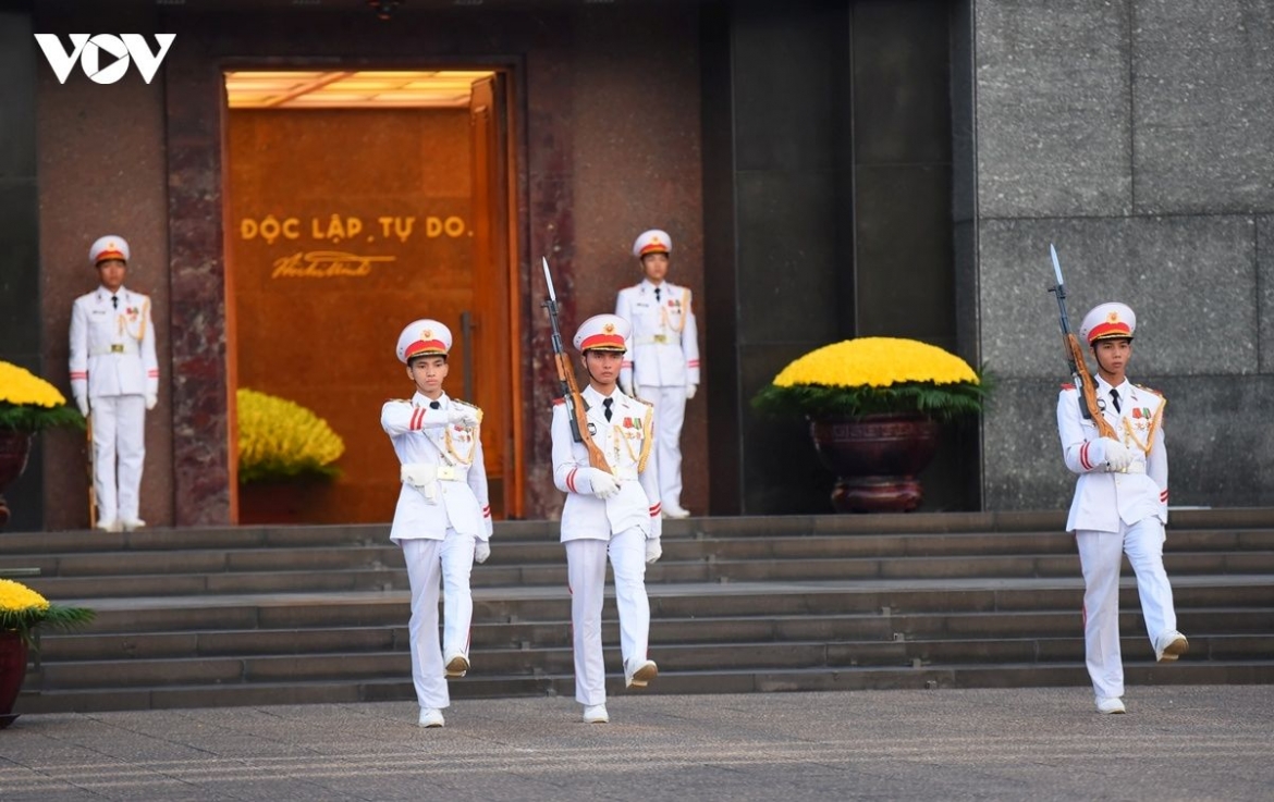 solemn national day flag-raising ceremony held at ba dinh square in hanoi picture 4