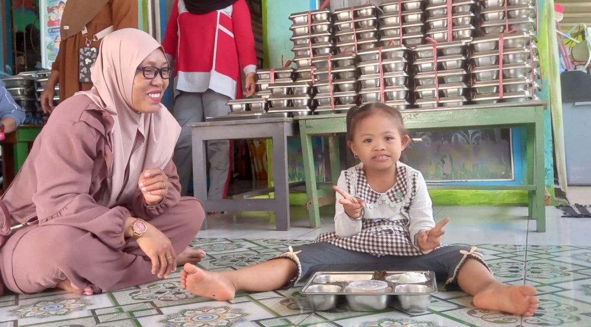 indonesia Di tim loi giai cho mo hinh ly tuong bua an hoc duong hinh anh 4