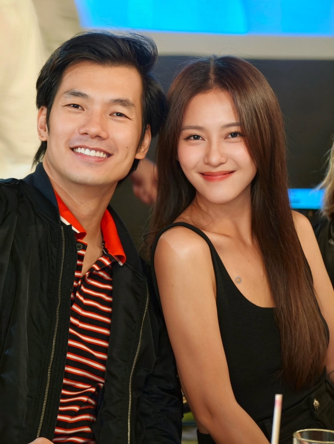 sao viet 5-9 viet anh hon quynh nga trong tiec sinh nhat chung hinh anh 8