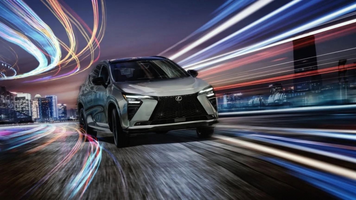 lexus nx 2027 lot xac voi loat nang cap moi, pham vi chay dien tang len 100 km hinh anh 5