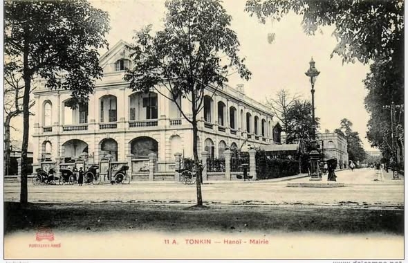 tru so ubnd thanh pho ha noi co nhat thiet phai o ben ho guom hinh anh 4