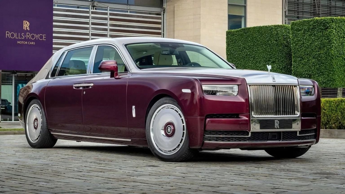 rolls-royce phantom hummingbird doc ban gay choang voi chi tiet kham vo bao ngu hinh anh 6