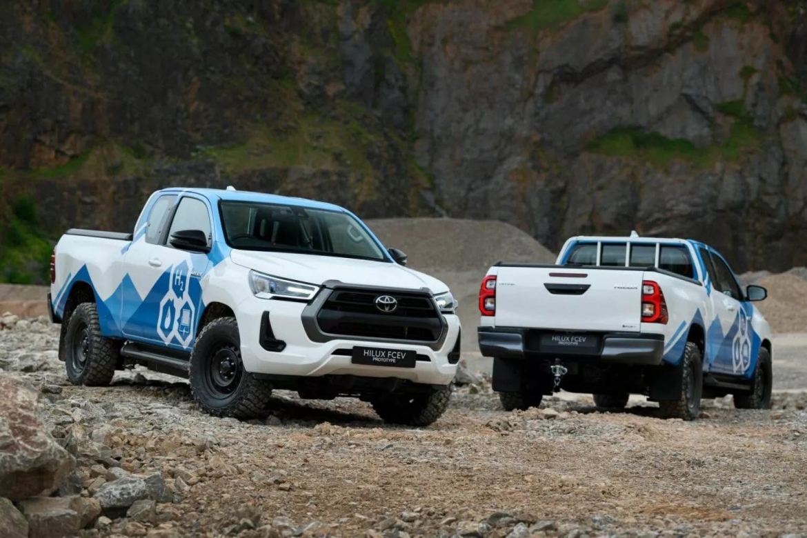 toyota hilux fcev chay hydro se san xuat tu nam 2028, tam hoat dong hon 400 km hinh anh 2