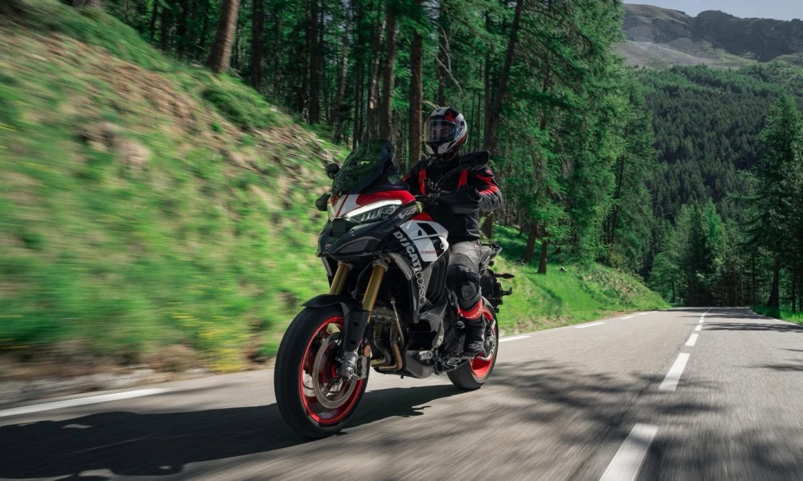 chi tiet ducati multistrada v4 pikes peak 2027 mang phong cach motogp hinh anh 3
