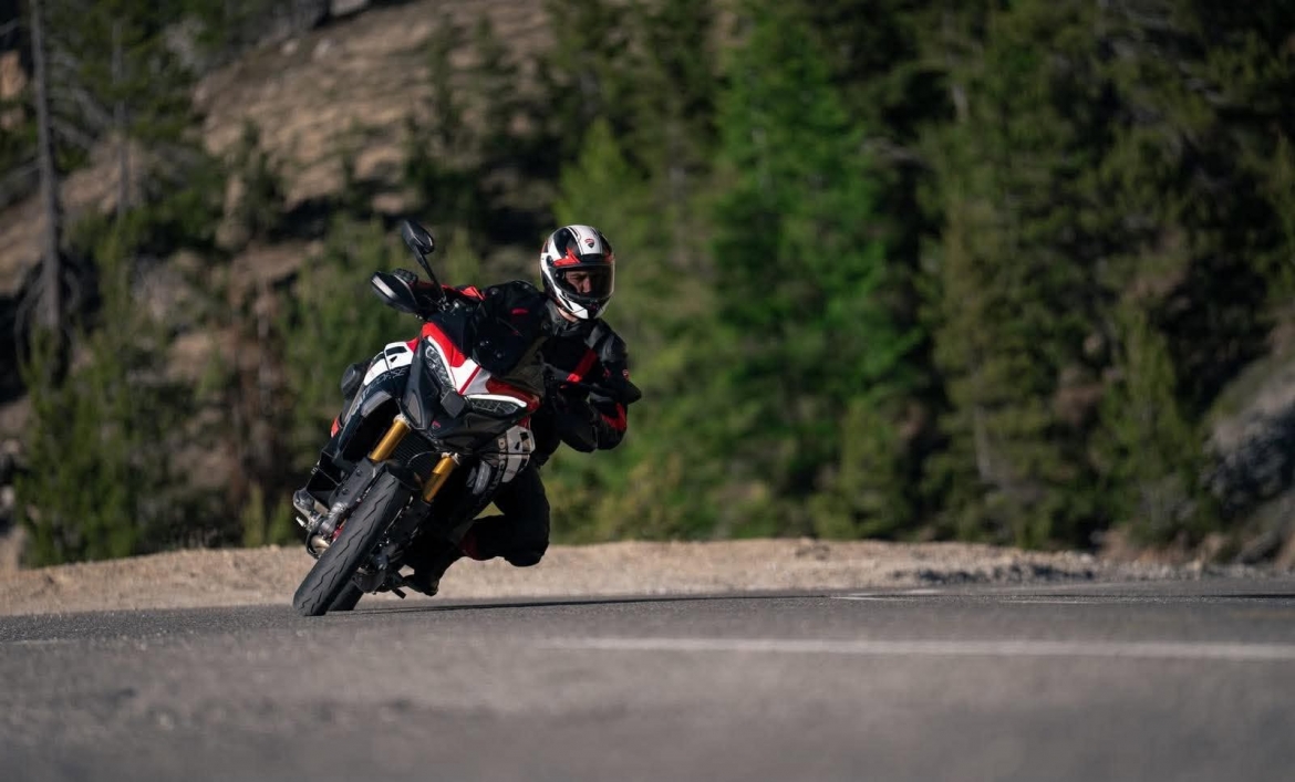 chi tiet ducati multistrada v4 pikes peak 2027 mang phong cach motogp hinh anh 5