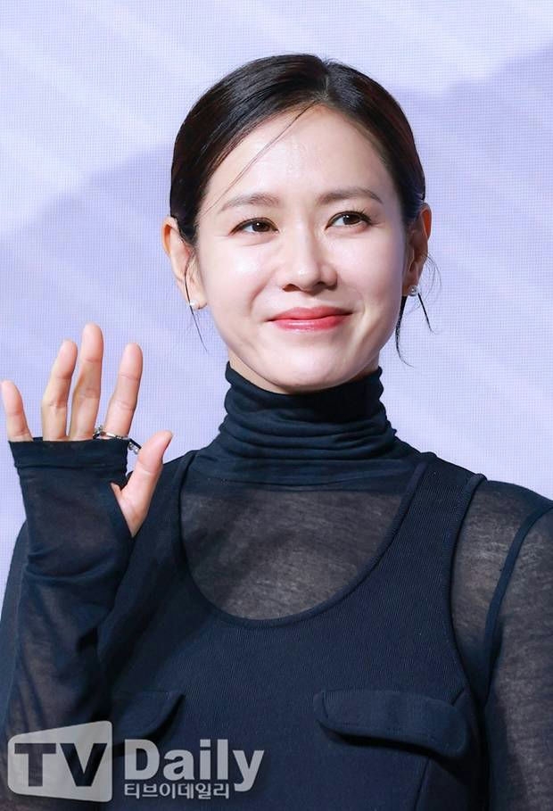 hyun bin va son ye jin cung tro lai hai phim moi chi cach nhau 9 ngay hinh anh 3