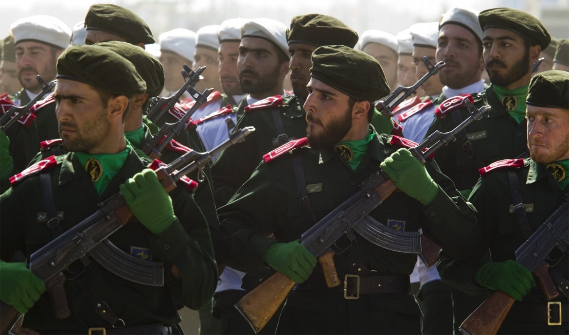 600.000 nguoi iran dang ky huan luyen quan su, san sang tham gia chien dau hinh anh 1