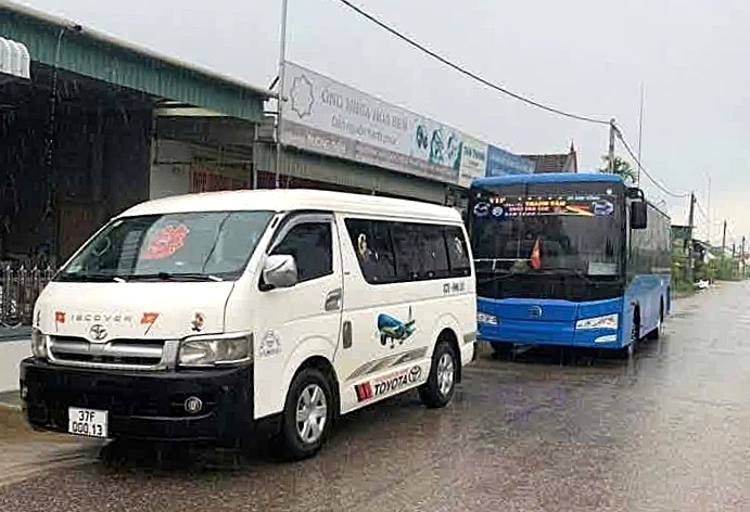 Don hon 140 hoc sinh o nghe an tro lai truong sau hon mot tuan chua den lop hinh anh 1